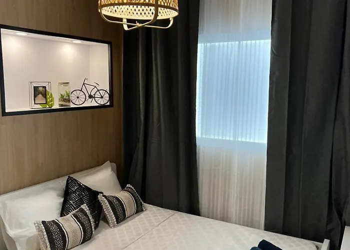 Apartahotel Carcaixent 24 4*