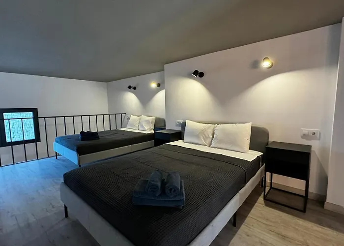 Melia Y Fuster 23c 4*