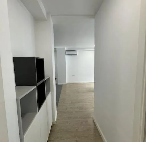 Urbano Muy Bien Conectado Διαμέρισμα *