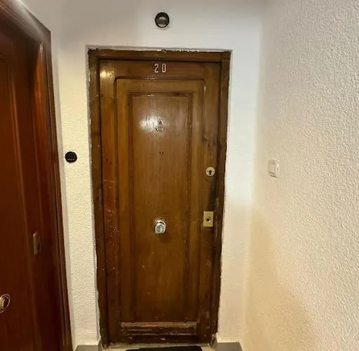 Urbano Muy Bien Conectado Βαλένθια