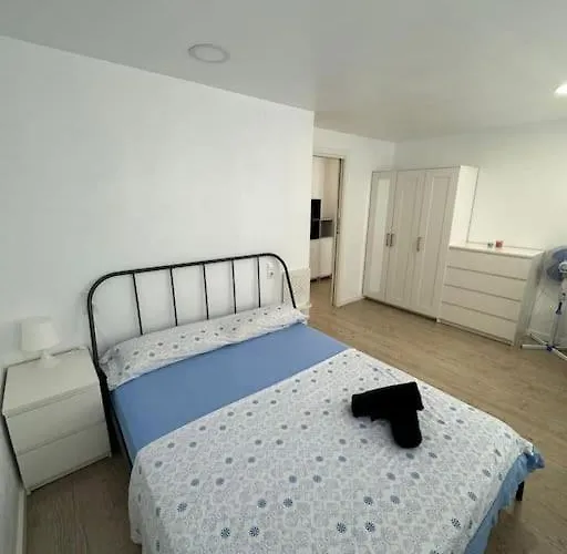 Urbano Muy Bien Conectado * Βαλένθια