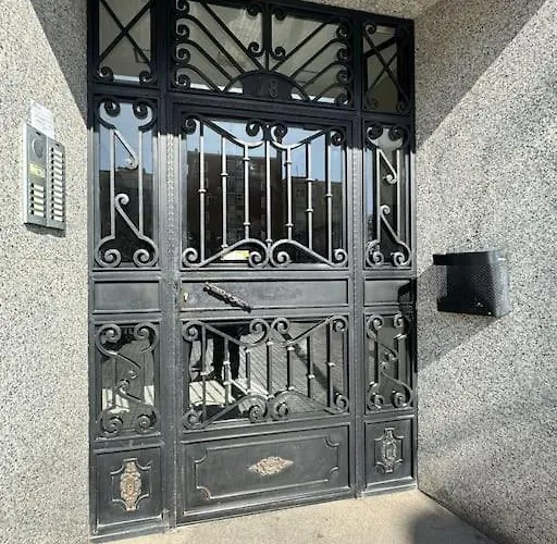 Urbano Muy Bien Conectado * Βαλένθια