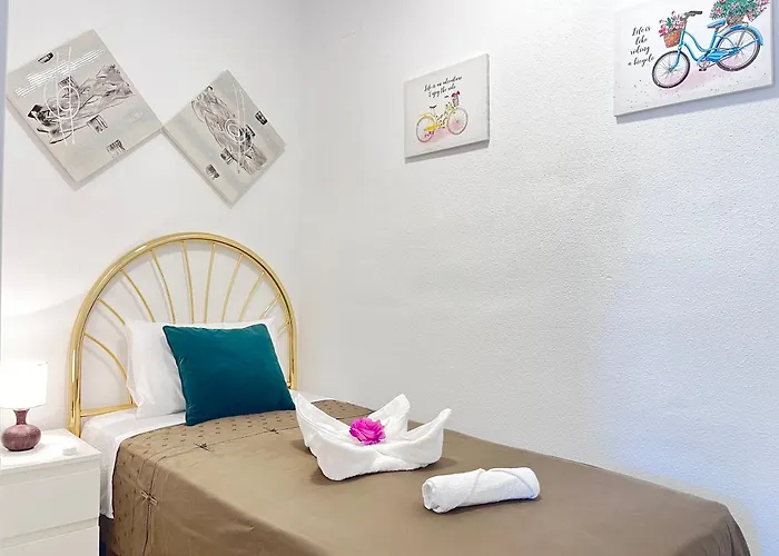 ☆the Peaceful Homestay☆ W/ Terrace⌘parking⌘bbq * Valencia