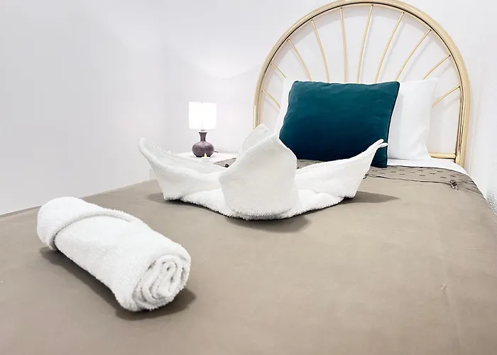 ☆the Peaceful Homestay☆ W/ Terrace⌘parking⌘bbq Séjour chez l'habitant Valence