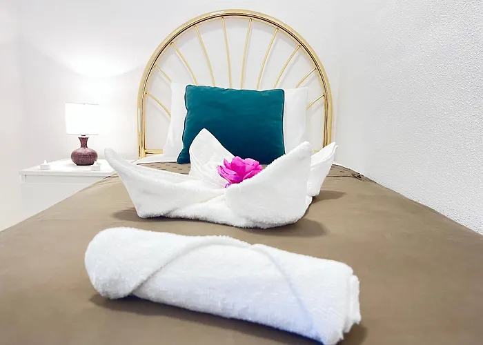 Privatunterkunft ☆the Peaceful Homestay☆ W/ Terrace⌘parking⌘bbq Valencia