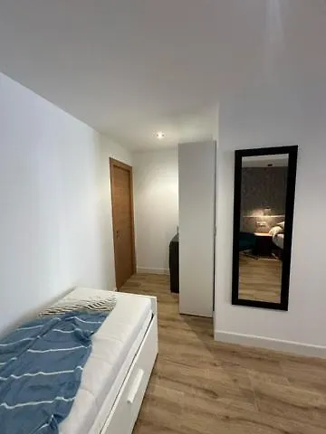 1240 Jordan فالنسيا