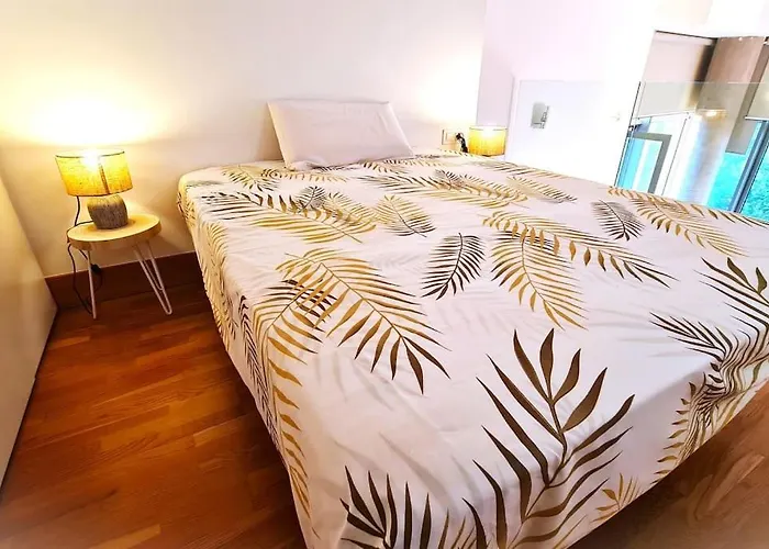 E-arenas With Terrace In Edificio Arenas