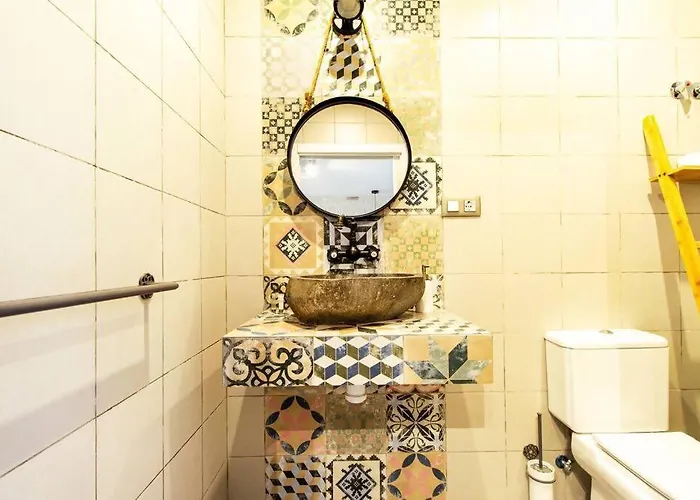 Chic Y Renovado Loft En La Playa 아파트 *