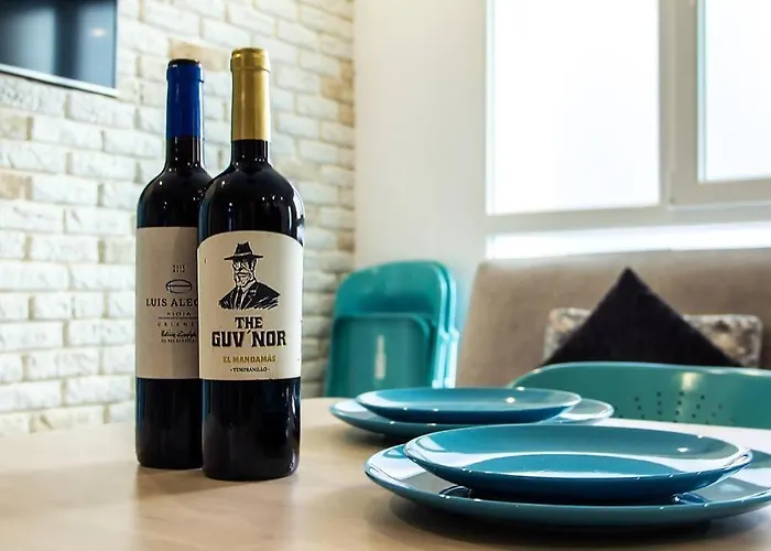 Chic Y Renovado Loft En La Playa Διαμέρισμα *