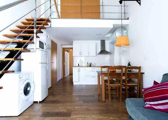아파트 Acogedor Duplex Con Terraza Interior En La Playa