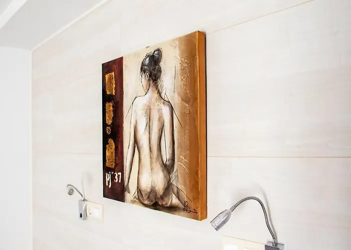 Con Terraza Privada Cerca De La Playa *