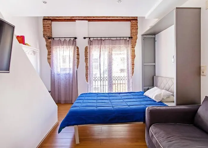 Con Terraza Privada Cerca De La Playa *