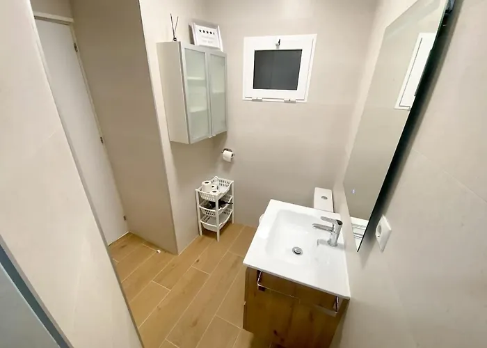 Renovado Y Sofisticado En El Centro De * Valenza