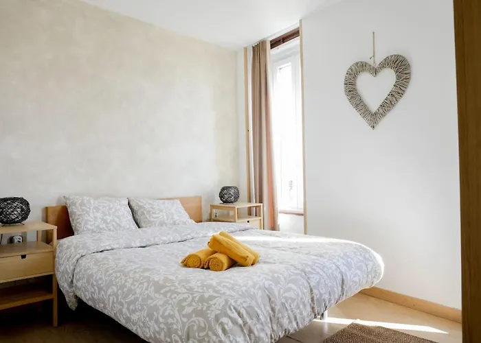 Renovado Y Sofisticado En El Centro De Apartment