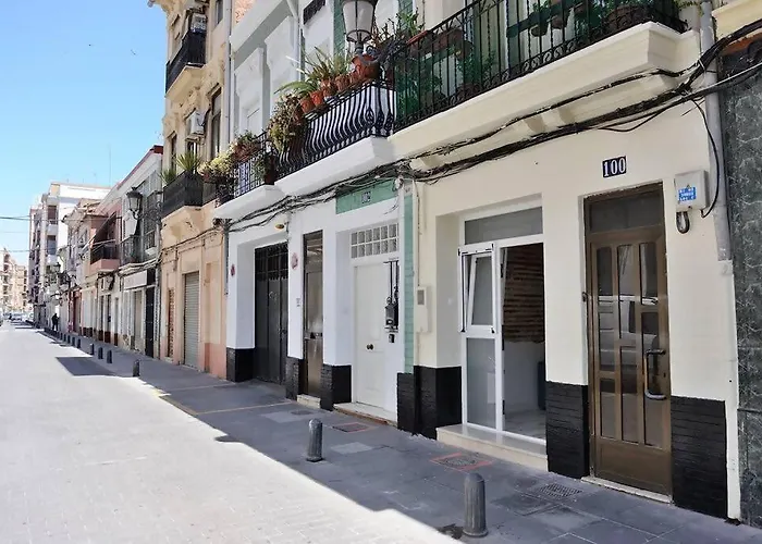 Chic Estudio Privado Al Lado De La Playa Apartment