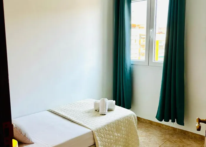 Travel Habitat Jardines De Viveros *