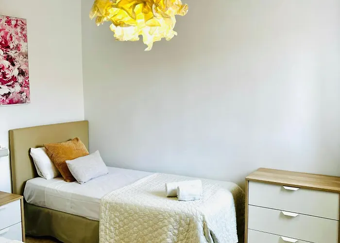 Travel Habitat Jardines De Viveros