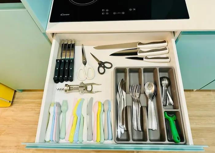 Color & Design Next To Russafa Soho *