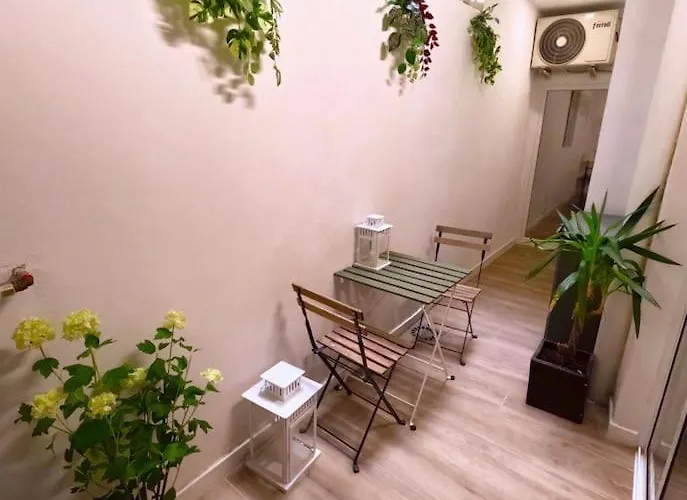 Amplio Y Colorido Piso شقة