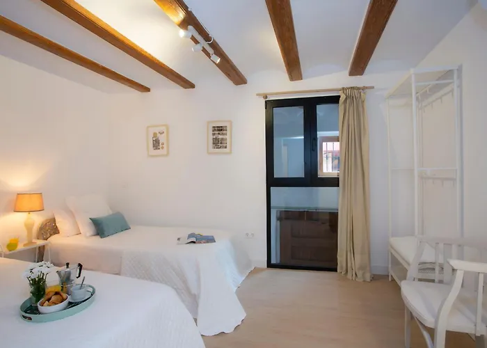 شقة Singularstays Casa Del Grao *