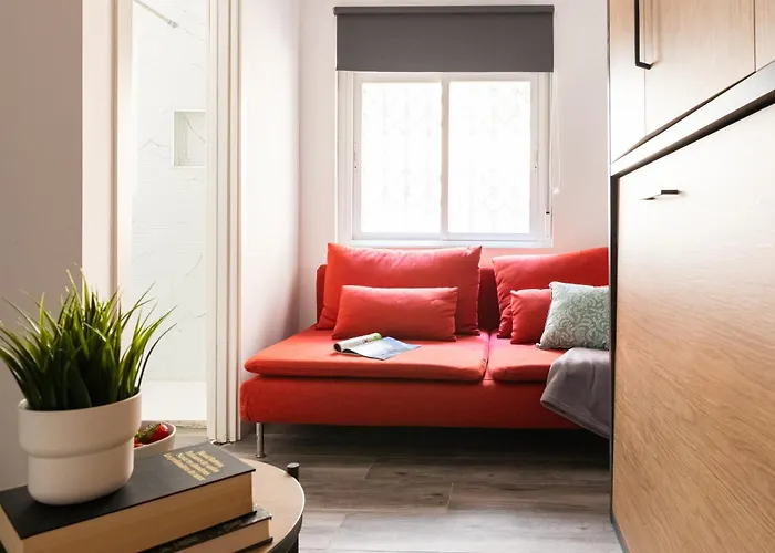 Singularstays Padre Urbano *