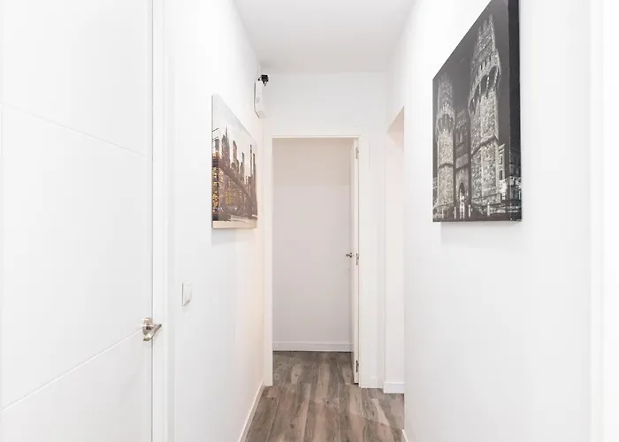 Singularstays Padre Urbano