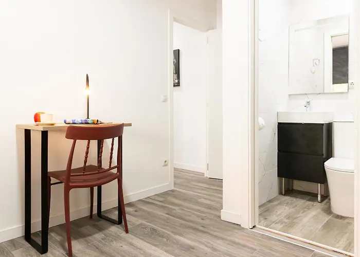 Singularstays Padre Urbano Appartement *