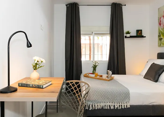 Singularstays Padre Urbano Valence
