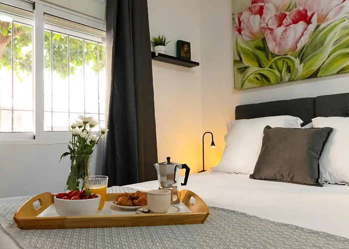 Singularstays Padre Urbano *