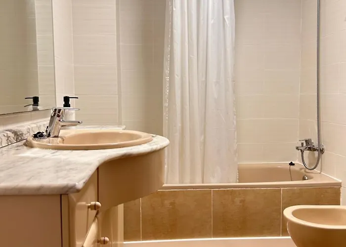 Lovely 3-bedroom 15 Minutes From Daire *