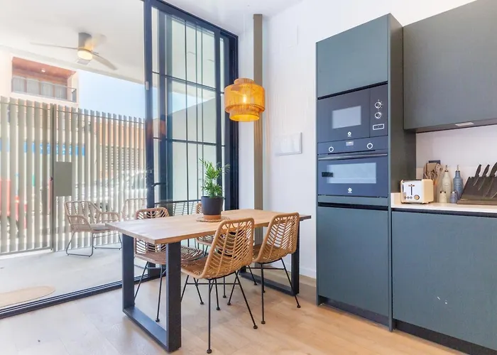 Mestalla Flats By Nomad Host فالنسيا