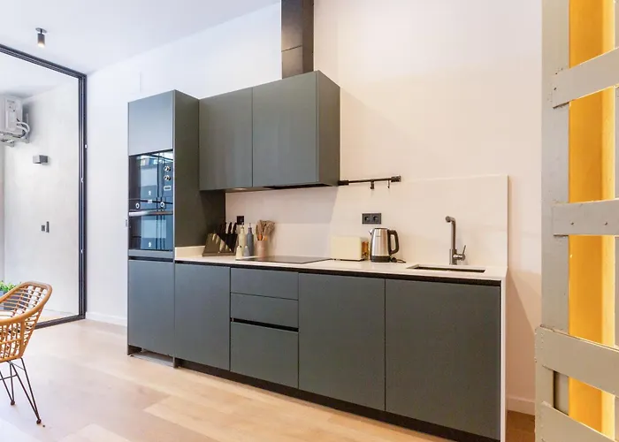 Mestalla Flats By Nomad Host شقة فالنسيا