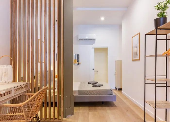 Mestalla Flats By Nomad Host شقة *