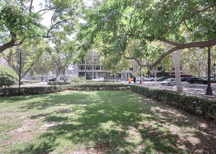 Mestalla Flats By Nomad Host