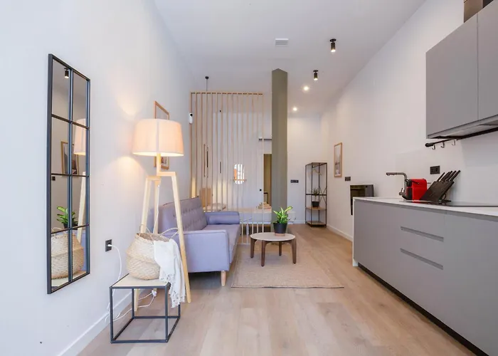 Mestalla Flats By Nomad Host شقة فالنسيا