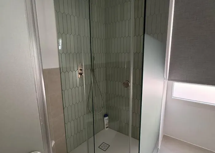 Con Bano Privado Y Cocina Compartida Διαμέρισμα