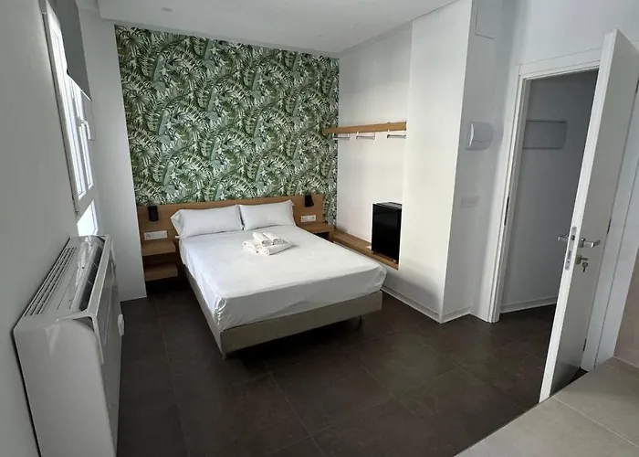 Con Bano Privado Y Cocina Compartida *