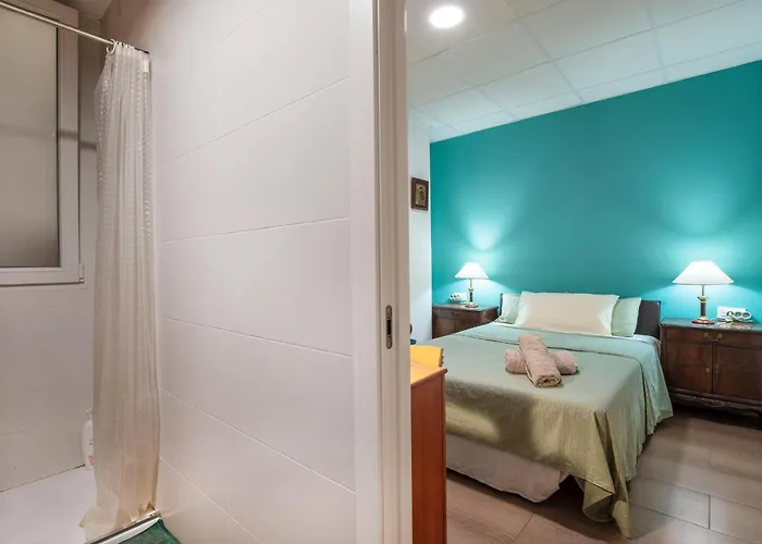 Mirador 1 Del Mercado - Con Bano Privado En El Centro De La Ciudad Vella *