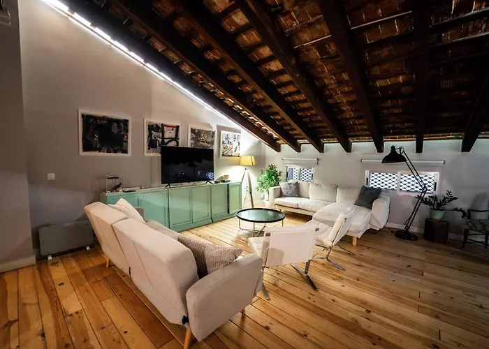 Duplex Loft And Office 140m2 A 70m2 Terrace 아파트