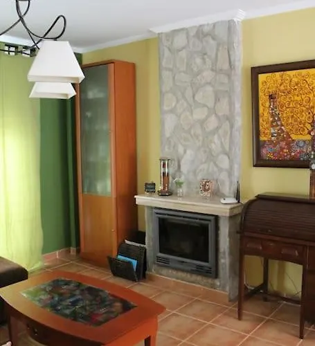 La Casa Del Olivo En Montserrat -