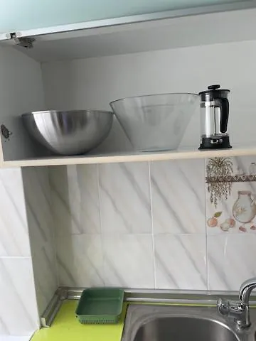 Tranquila Y Centrica Matrimonio En Vivienda Compartida