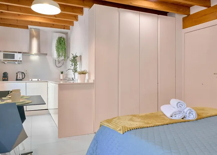 De Diseno En La Plaza Del Carmen F1 Διαμέρισμα