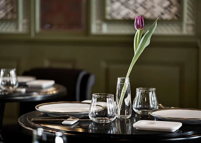 Nh Collection Colon Отель