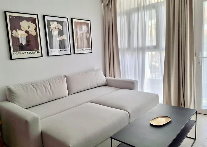 Bonito De 2 Cerca De La Estacion Joaquin Sorolla Valencia