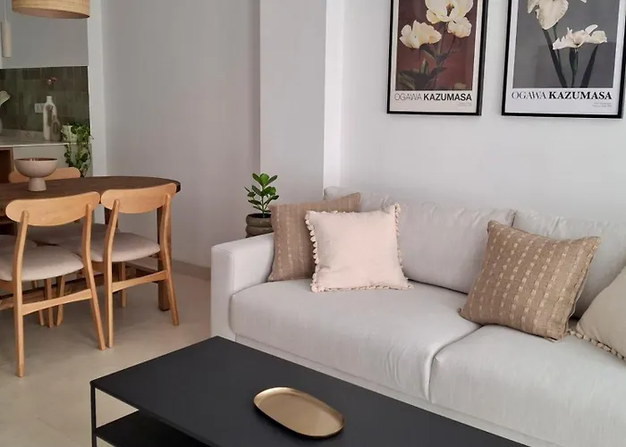 Bonito De 2 Cerca De La Estacion Joaquin Sorolla Valencia