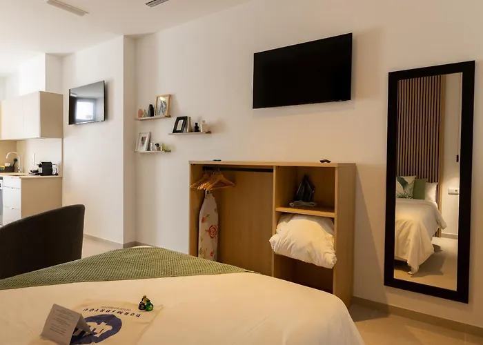 Dorm4you Arena Plaza 3*