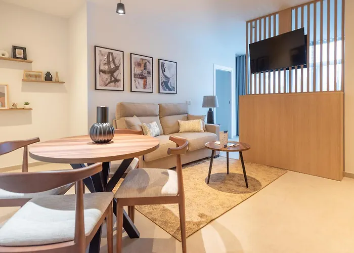 Dorm4you Arena Family 13 아파트호텔