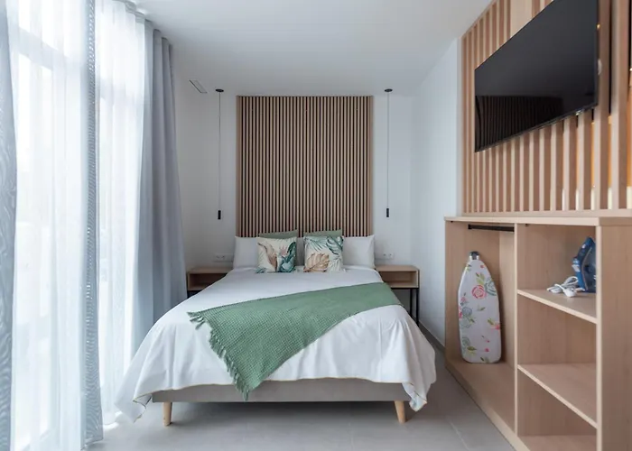 Dorm4you Arena Family 13 Ξενοδοχείο με διαμερίσματα 4*