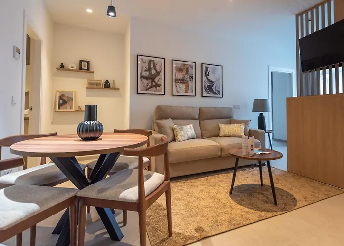 Ξενοδοχείο με διαμερίσματα Dorm4you Arena Family 13 4*