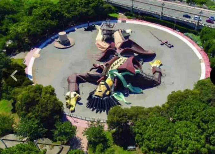 Ruzafa Oceanograf Science Center * Βαλένθια